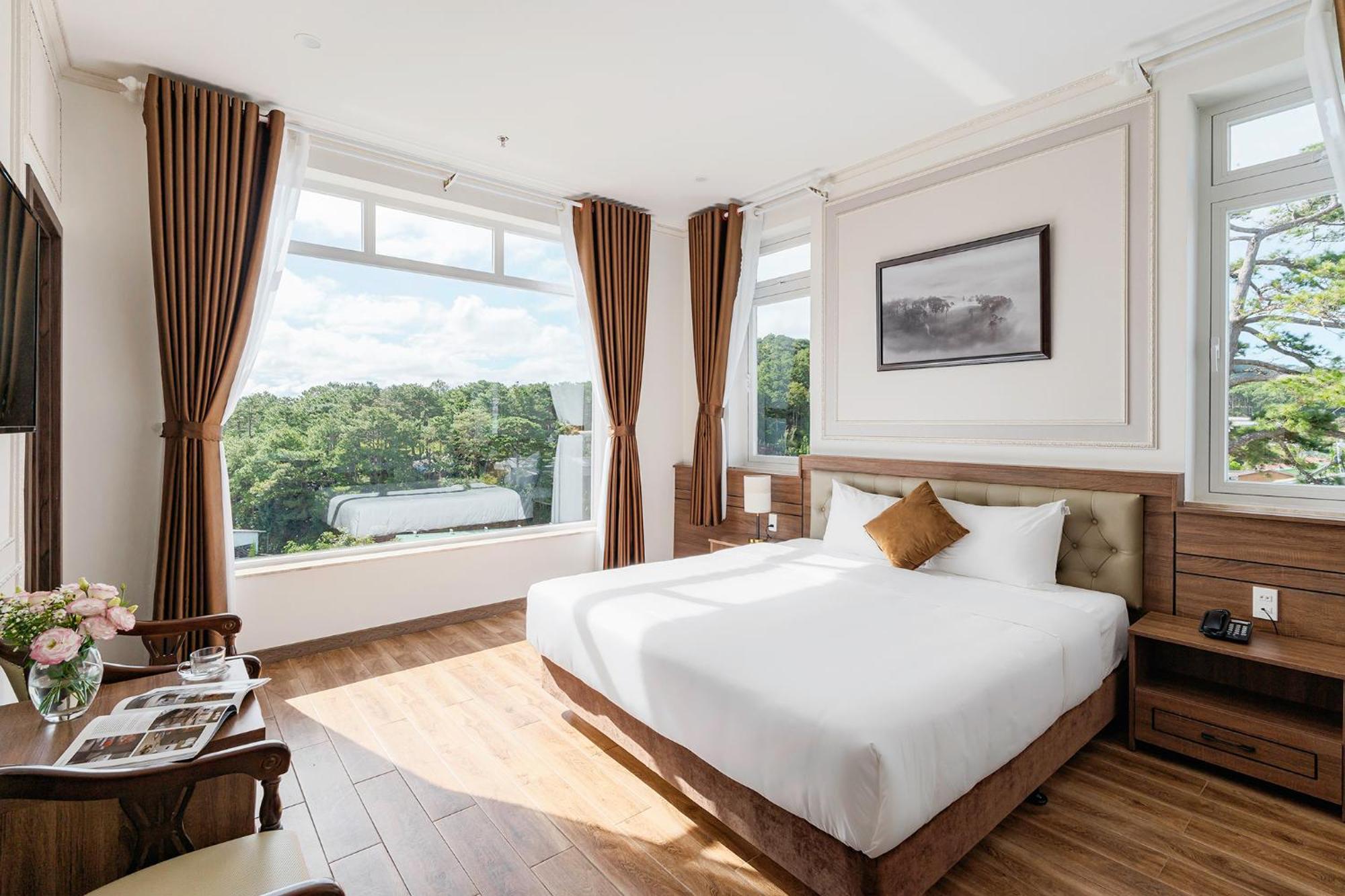 Pine View Hotel Dalat Esterno foto