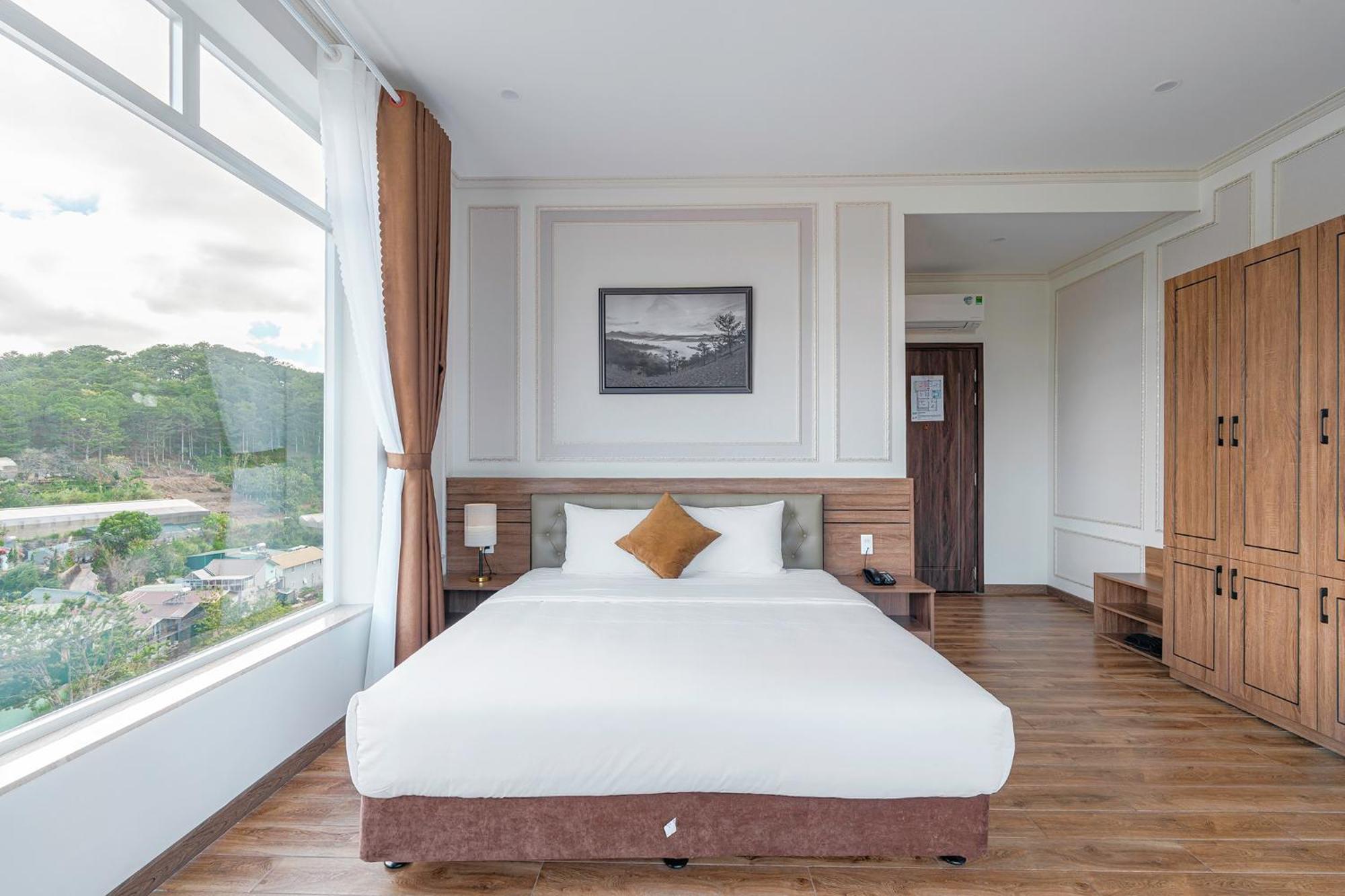 Pine View Hotel Dalat Esterno foto